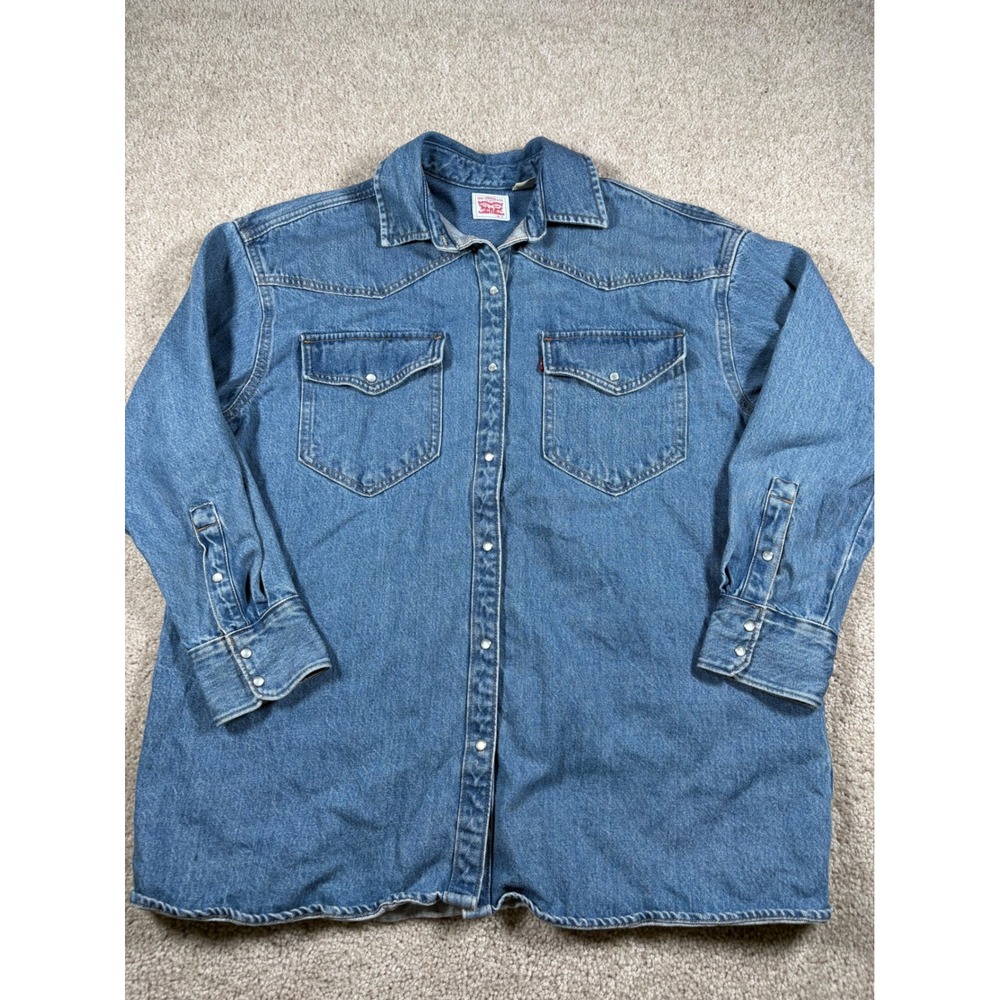 Levis Mens Denim Western Pearl Snap Shirt Medium Wash Blue Long Sleeve M VTG